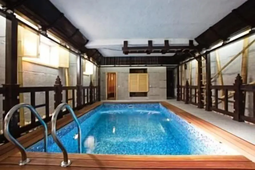 Maxim Pasha Hotel - Image 1