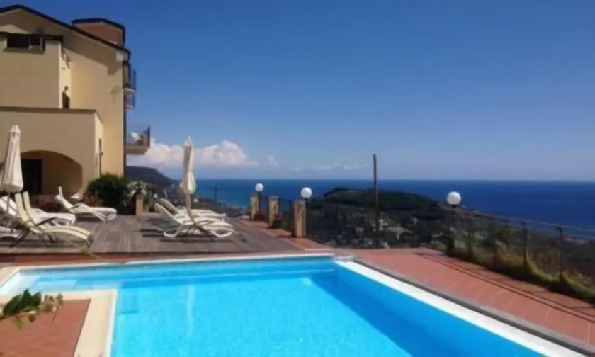CASA VACANZE SANTI - Image 1