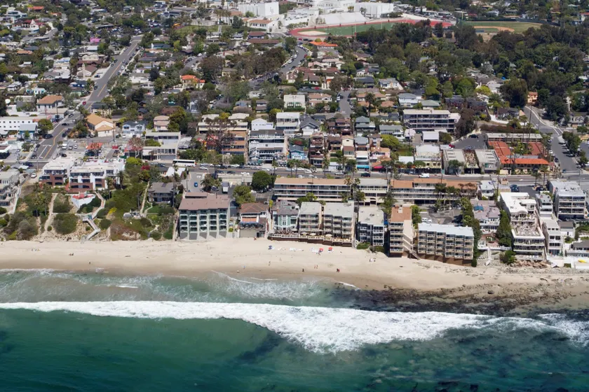 Pacific Edge Hotel - Image 1