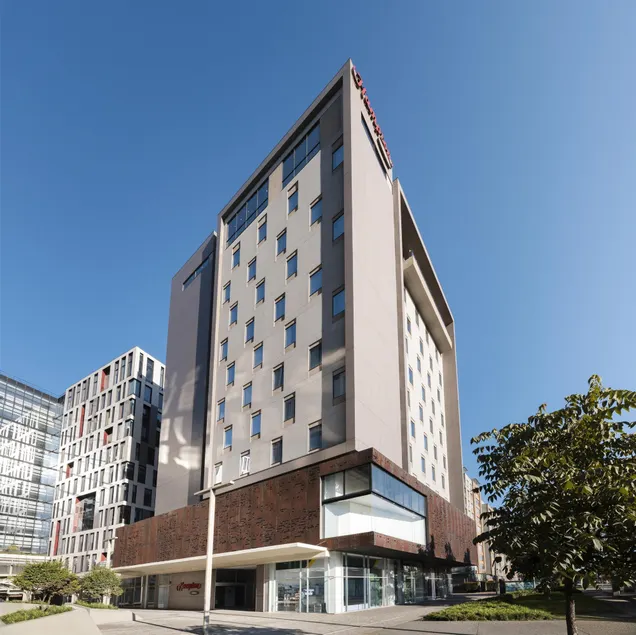 Hampton by Hilton Bogota Airport - Image 1