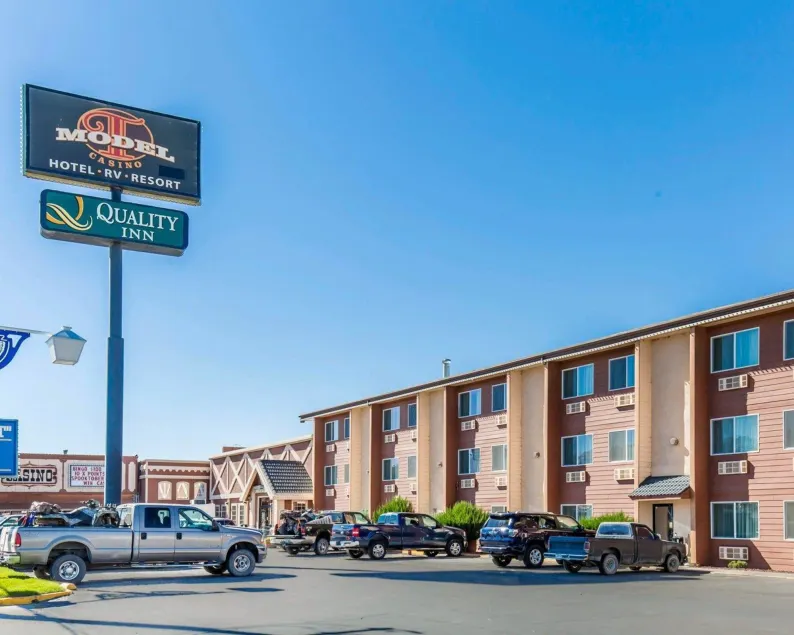 Quality Inn Winnemucca - Model T Casino - Image 1