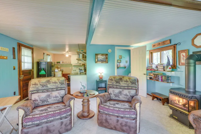Riverfront Nature Getaway Near Downtown Pine City! - Innvendig