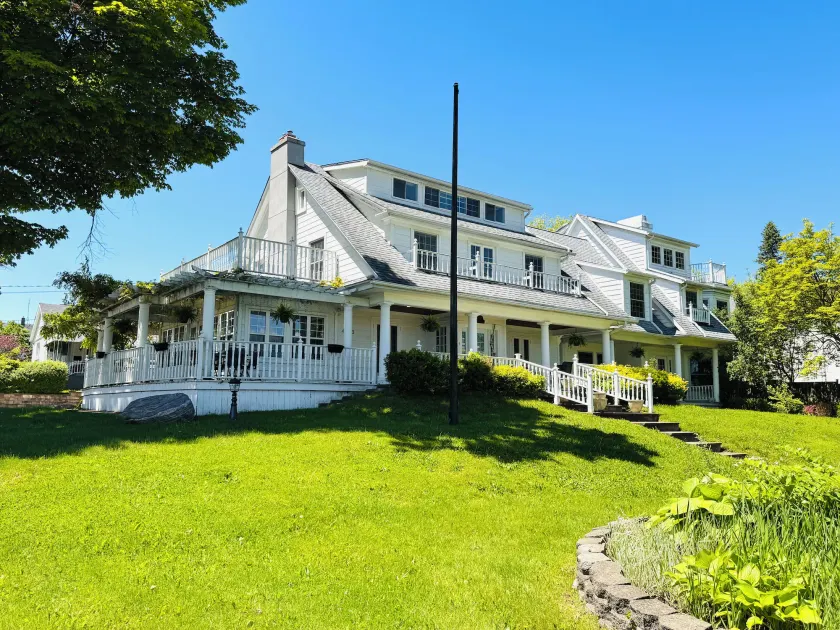 Chestnut Inn - Image 1