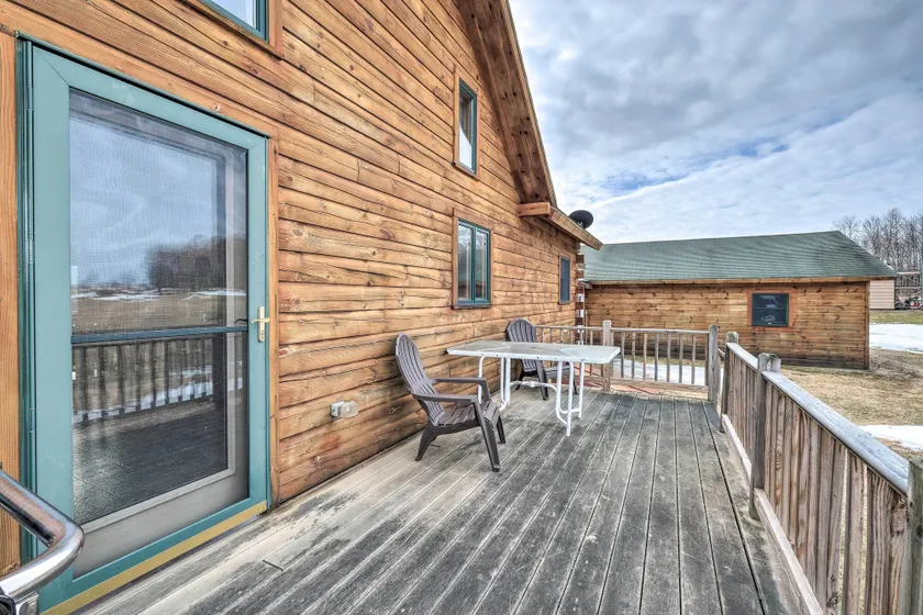 Family-friendly Troy Getaway With Furnished Deck! - Interiør