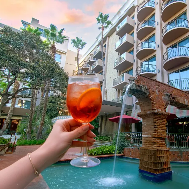 Hotel Lucerna Tijuana - Image 1