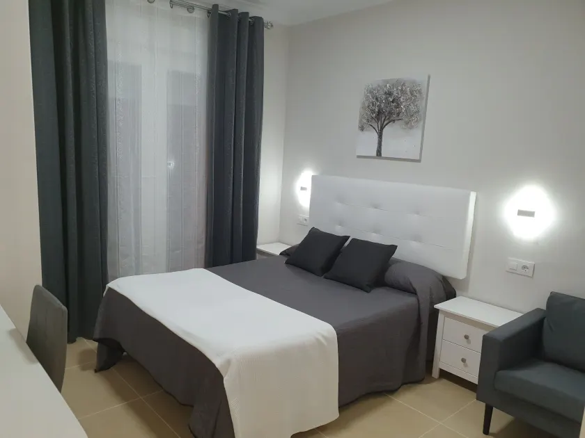 Hostal Málaga - Image 1