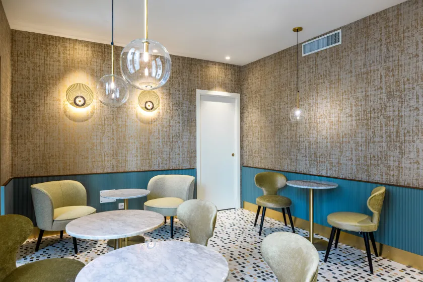 Acca Hotel - Image 1