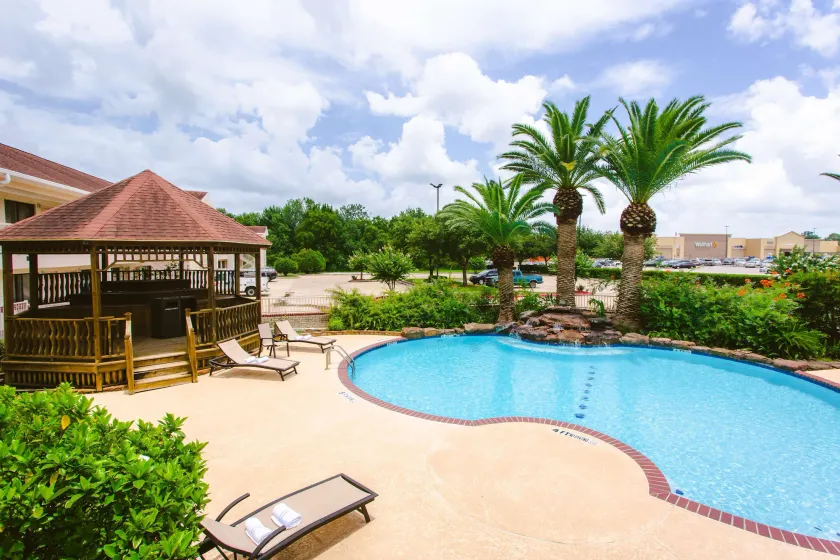 Best Western Pearland Inn - Image 1