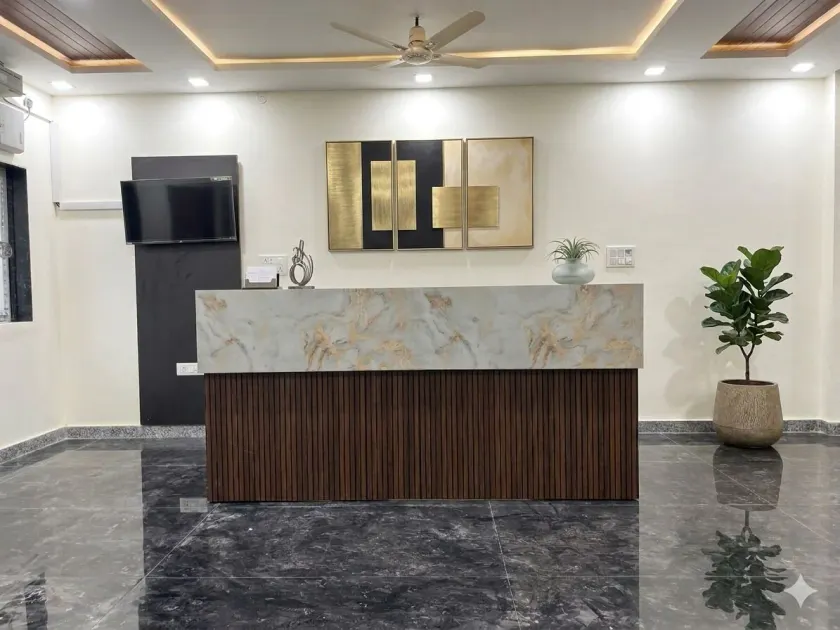 Hotel Vrindavan Paradise & Resort - Saguão