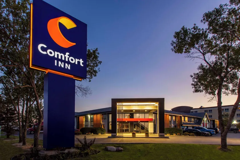 Comfort Inn South - Image 1