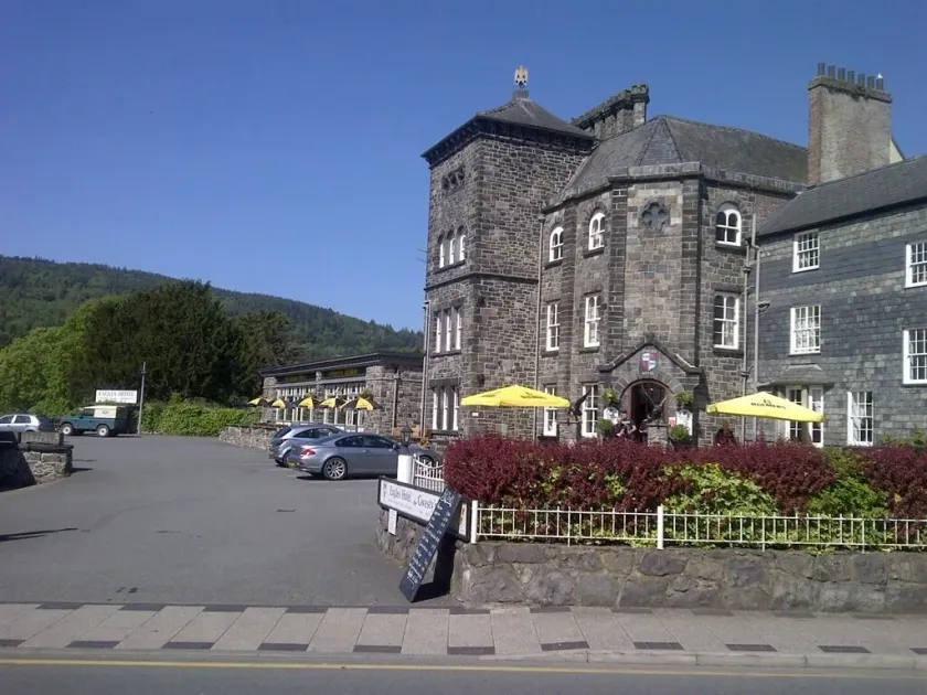 The Eagles Hotel - Image 1