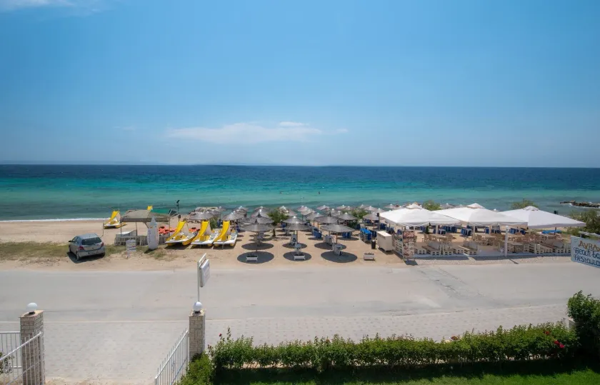 Assano Seafront Luxury - Image 1