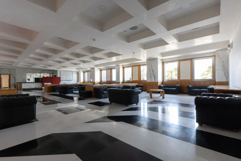Grand Hotel Salerno - Entrada interior