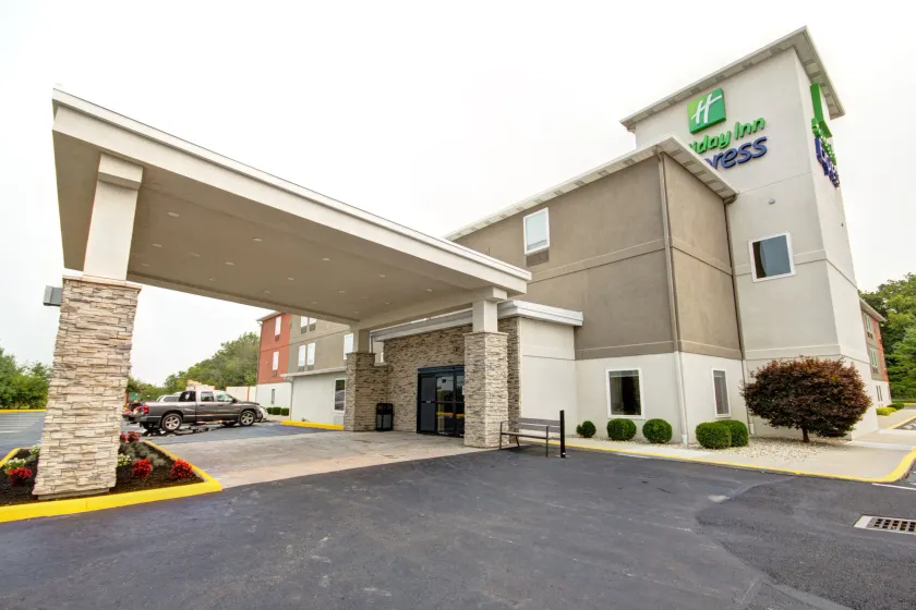 Holiday Inn Express Columbus South - Obetz by IHG - Image 1