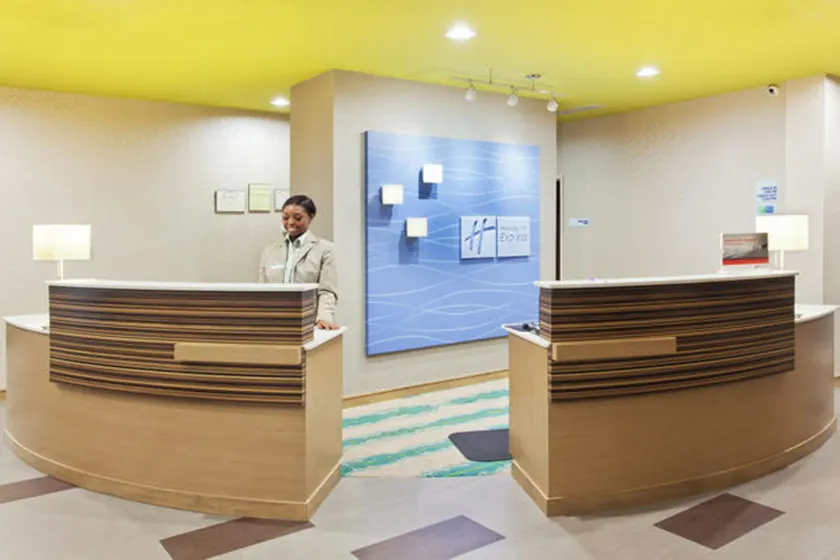 Holiday Inn Express & Suites Warner Robins North West by IHG - Image 1