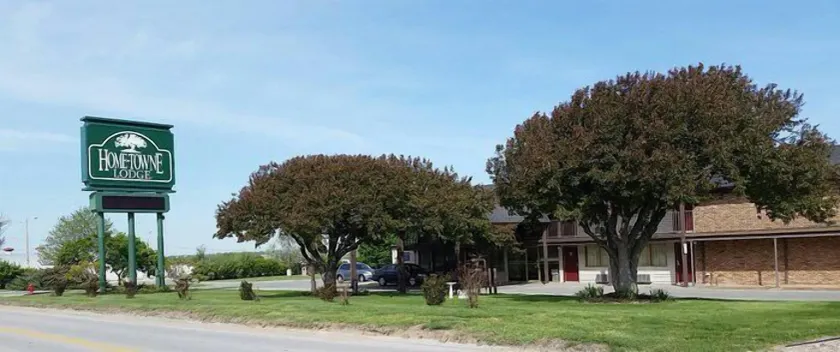 Home-Towne Lodge - Image 1