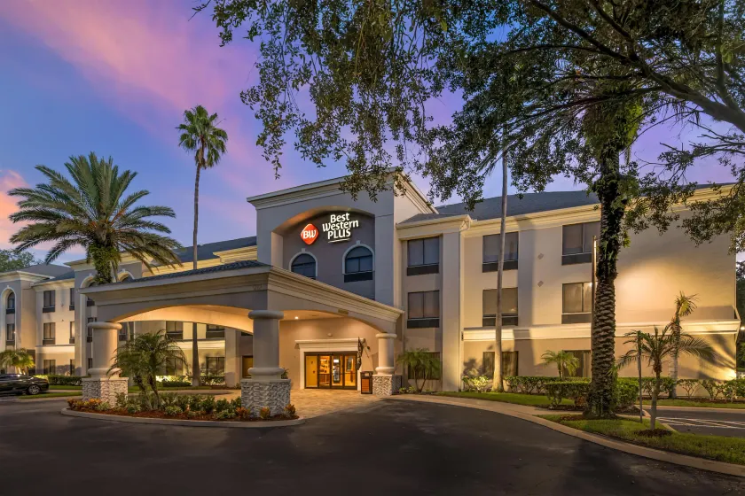 Best Western Plus Orlando East - UCF Area - Image 1
