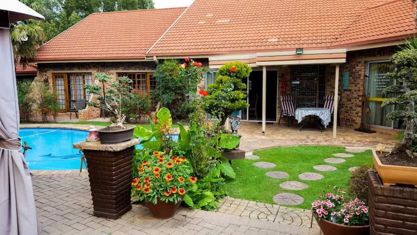 Aark Guest Lodge - Image 1