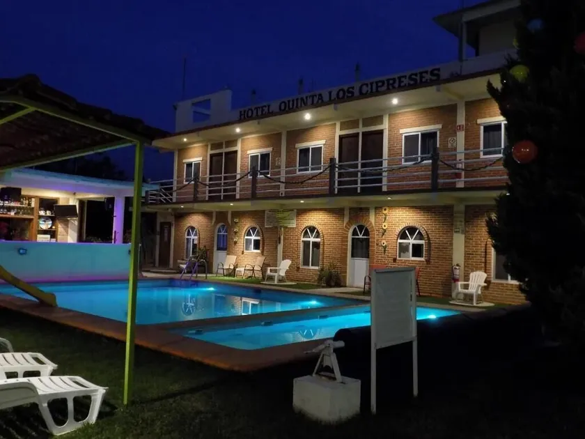 Hotel y Cabañas Quinta Los Cipreses - Image 1