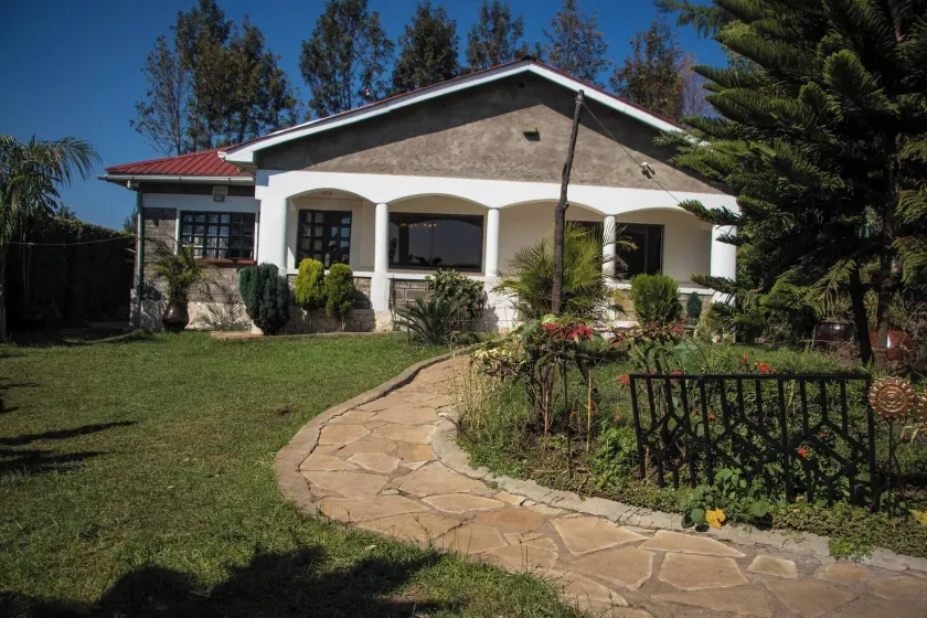 Reens Vacation Rentals - Image 1