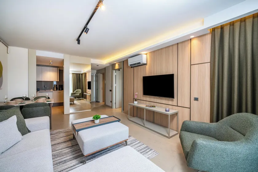 Casamax Suites - Image 1