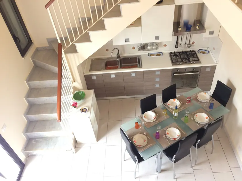 Royal Bay Apartment - Image 1