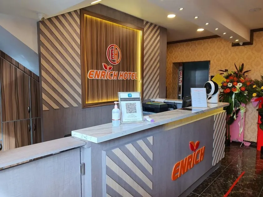 Enrich Hotel Puncak Alam by uBook - Lobby
