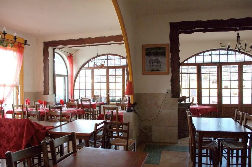 Hôtel Restaurant l'Agachon - Image 1