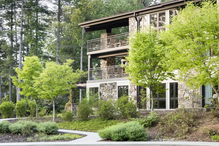 Kanuga Inn & Lodging - Image 1