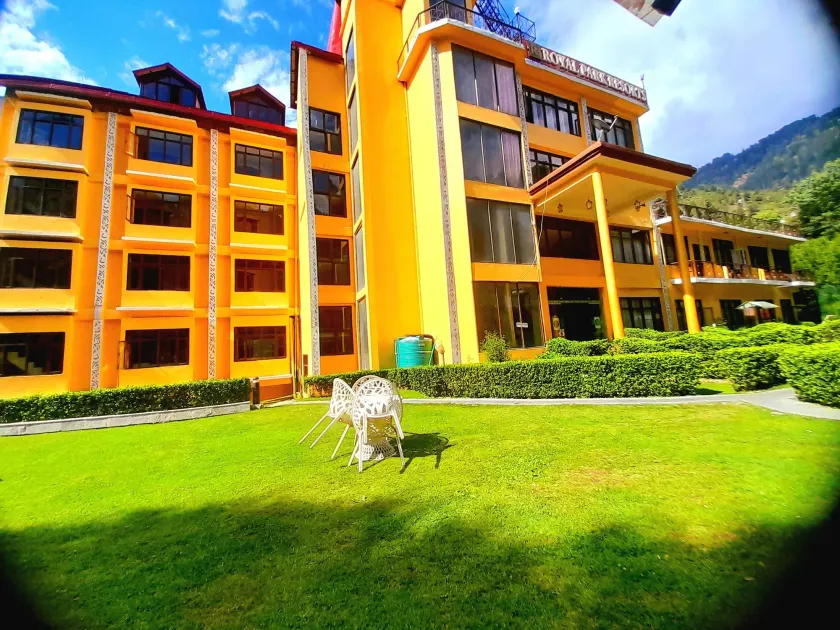 Royal Park Resort - Image 1