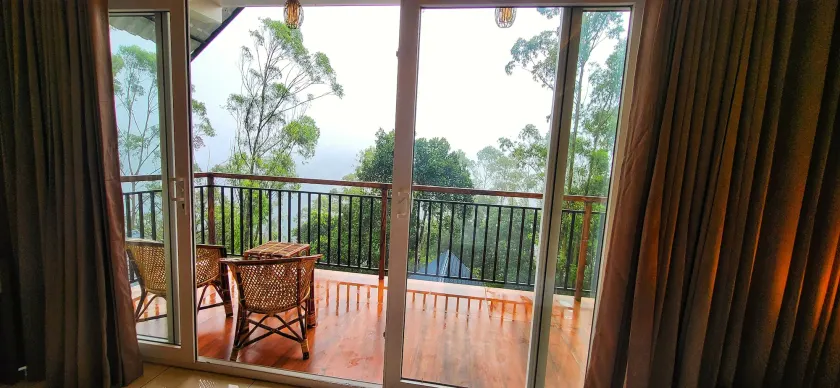 Evaara Resorts - Terrace/patio