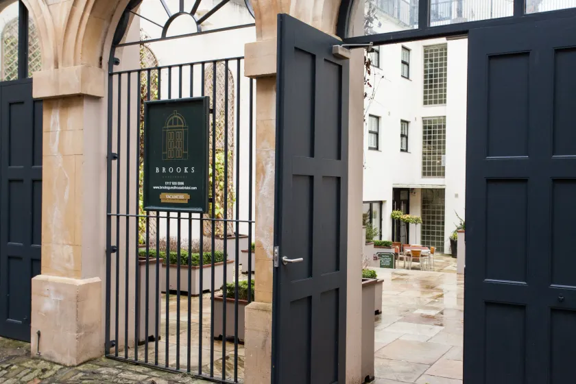 Brooks Guesthouse Bristol - Image 1