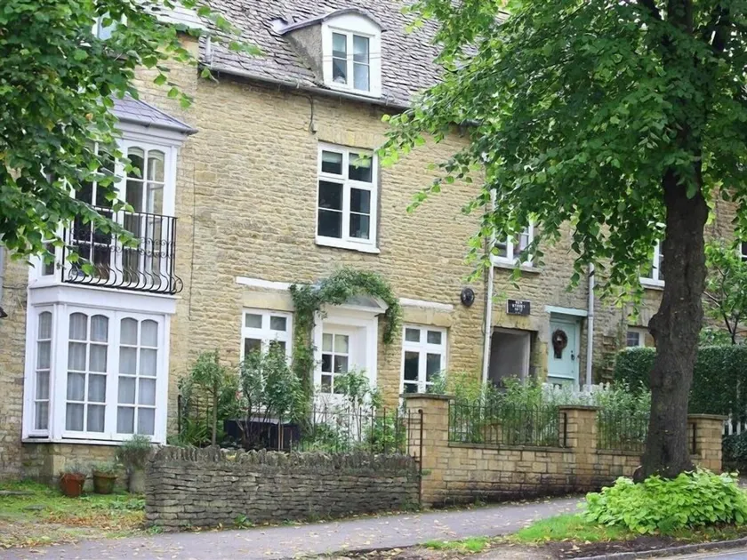 Hare House - Image 1
