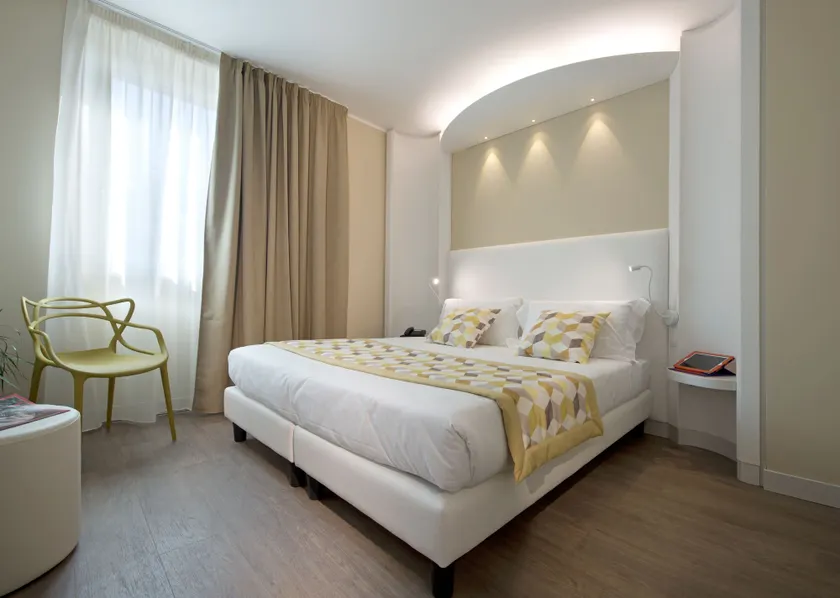 Ark Hotel - Image 1