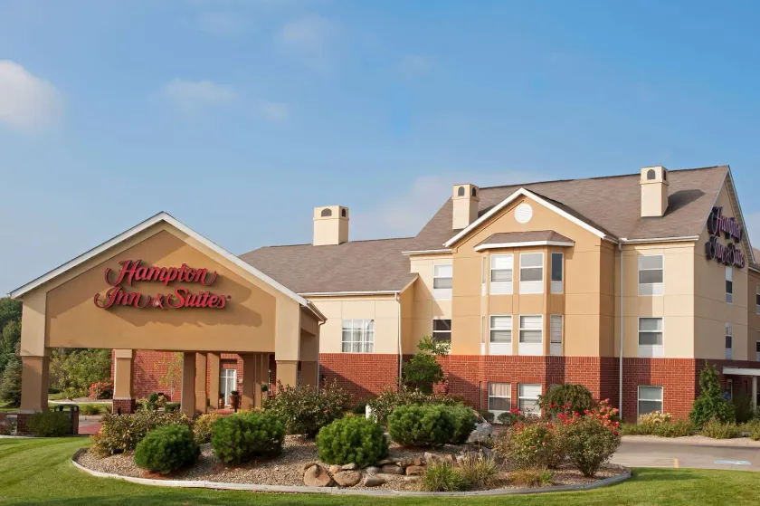 Hampton Inn & Suites Cleveland Southeast/Streetsboro - Image 1