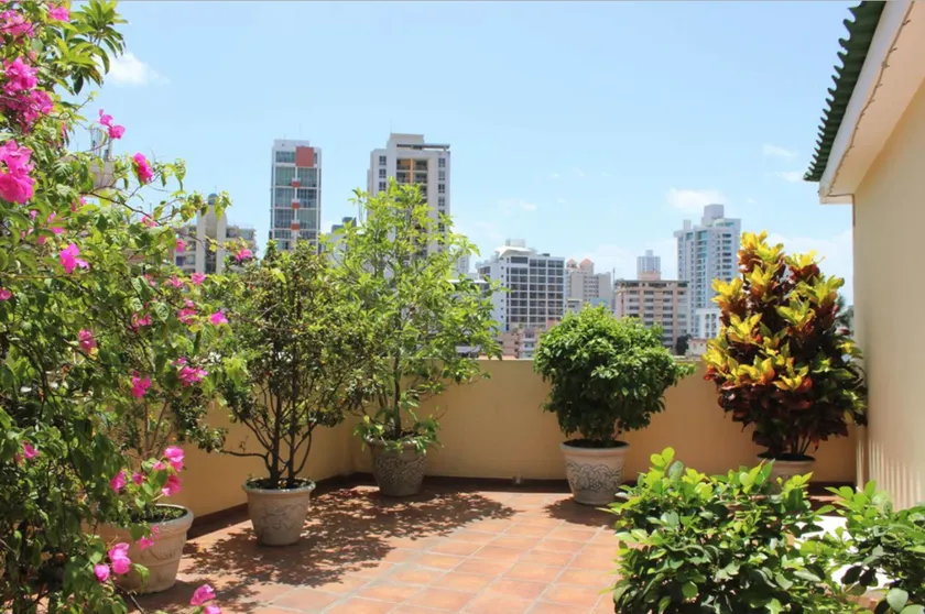 TOSCANA INN HOTEL - Image 1