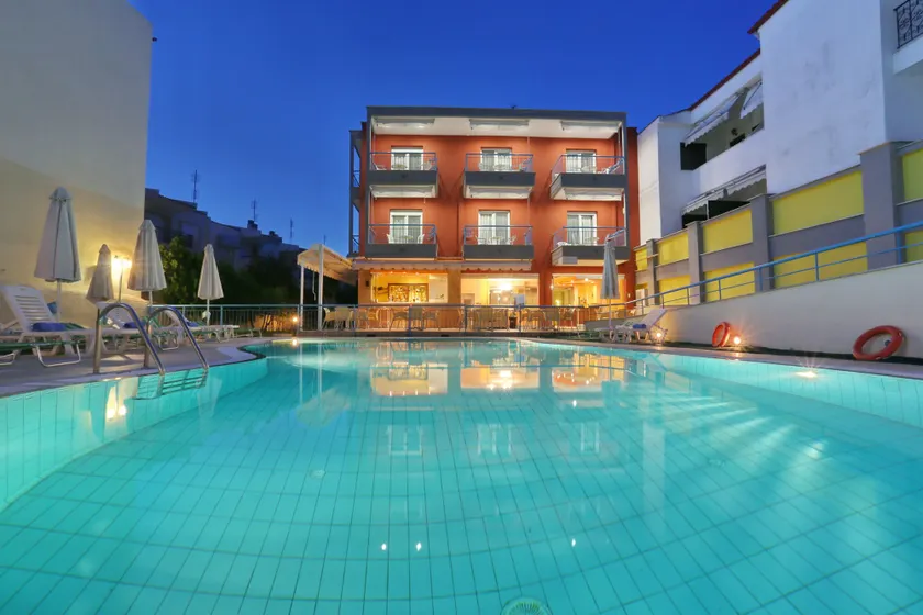 Summer Dream Hotel - Image 1