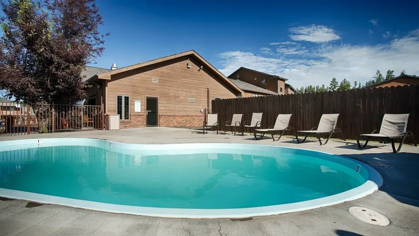 Black Hills Luxury Suites - Image 1