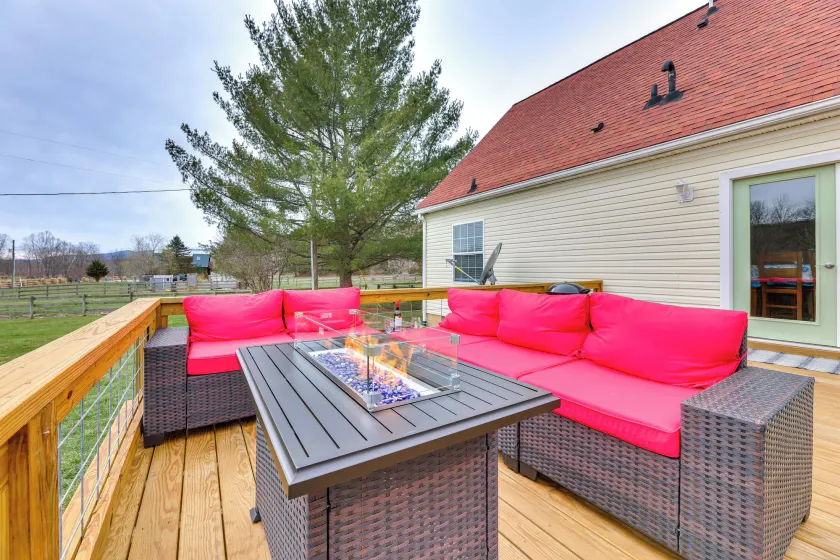 Mcdowell Highland County River Retreat w/ Views! - Interiør