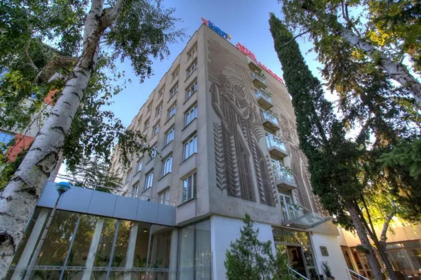 Hotel Intelcoop - Image 1