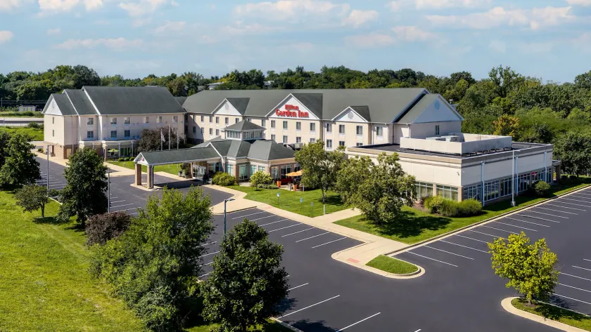 Hilton Garden Inn St. Louis Airport - Image 1