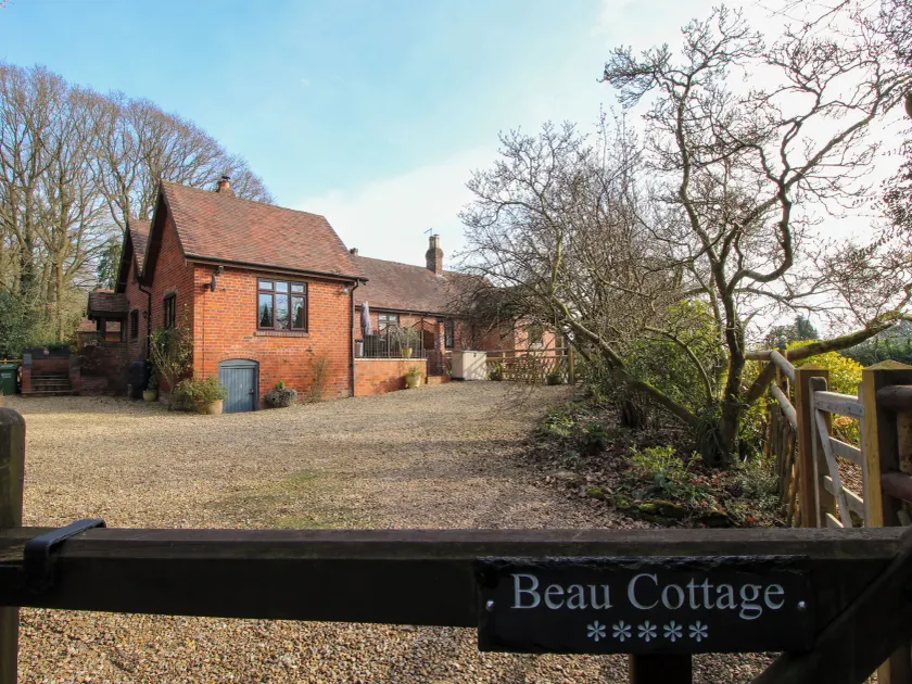 Beau Cottage - Image 1