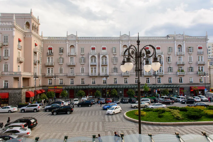 Dat Exx Apartments on Marjanishvili - Image 1