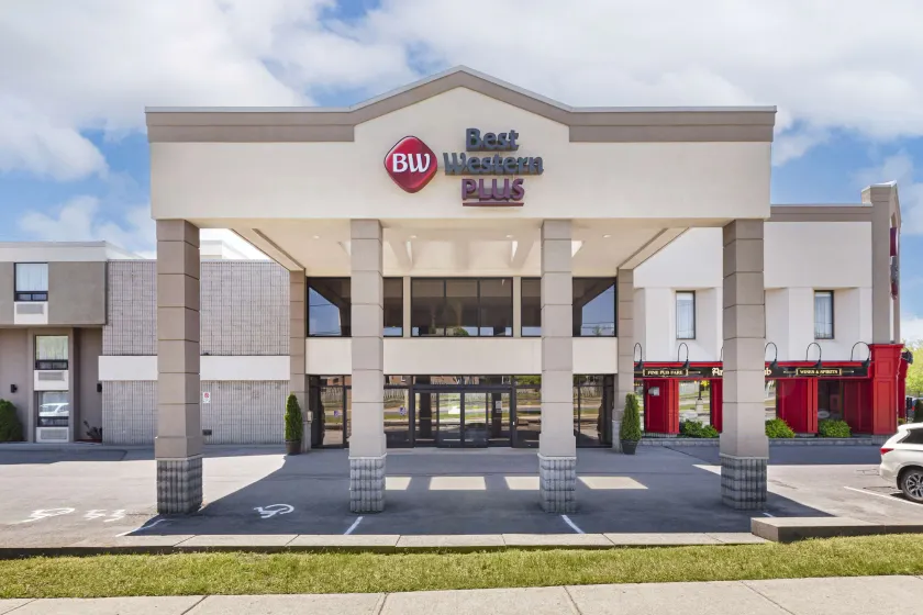 Best Western Plus Cobourg Inn & Convention Centre - Image 1
