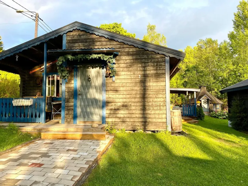 StugaNäraKungsberget - mysig stuga med kamin, grillkåta och vedbastu - Image 1
