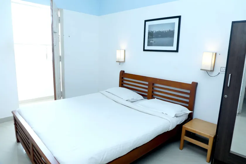 Seashore Beach House - Image 1