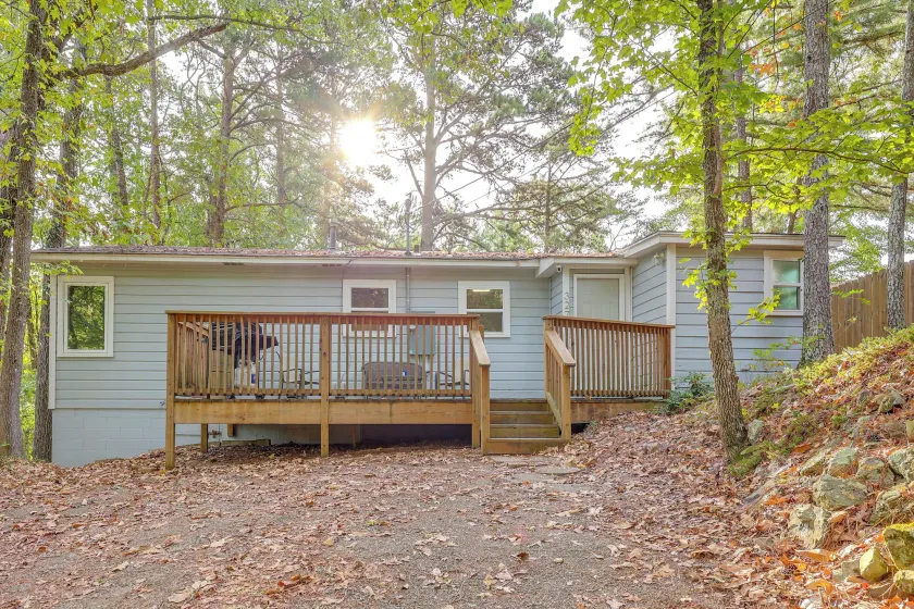 Centrally Located Hot Springs Home w/ Deck! - Image 1