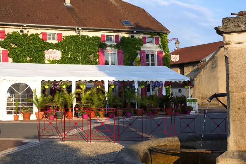 Hôtel restaurant de la fontaine - Image 1