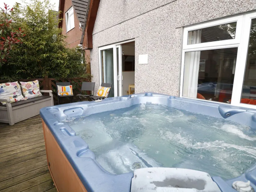 Dartmoor Valley Lodge - Image 1