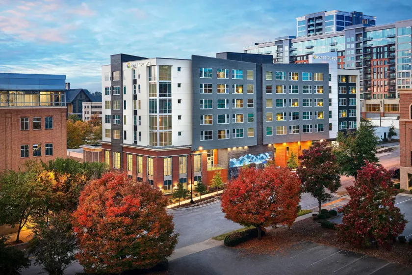 Hyatt Place Greenville Downtown - Image 1